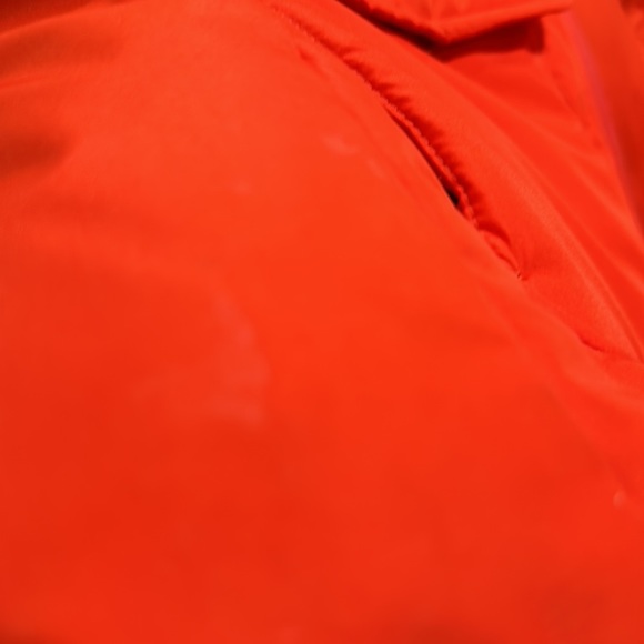 Erin Snow Sleeveless Snow Jacket with Hood - Picture 7 of 8